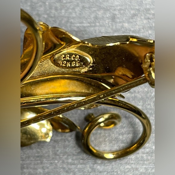 Charles Reis Co “CR CO” Textured Dimensional 12k Gf Leaf Brooch Vintage - Picture 8 of 10